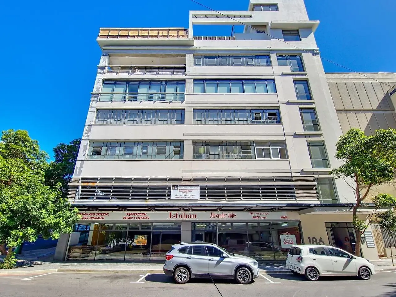 Central Luxury Penthouse, Private Pool & Backup Power Cape Town South Africa